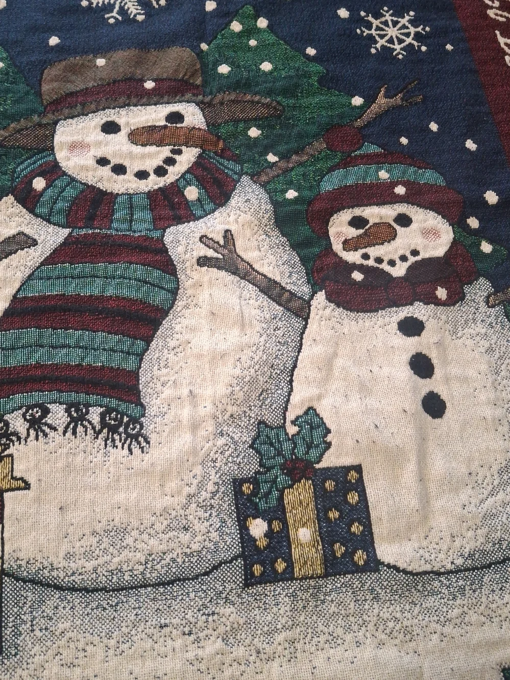 Vintage Chatham Quilt Let It Snow” 72” X 56”